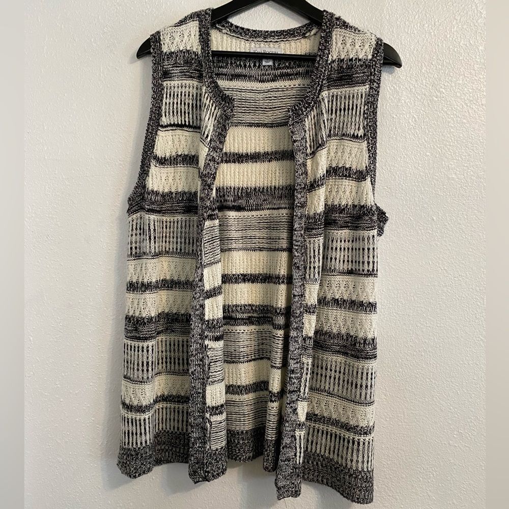 Kim Roger's Women's L Gray & White Long Open Front Sweater Vest Cardigan b14